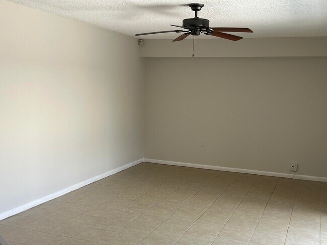 Building Photo - 5510 55th Way