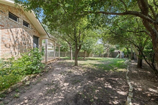 Building Photo - 10117 Coleus Cove