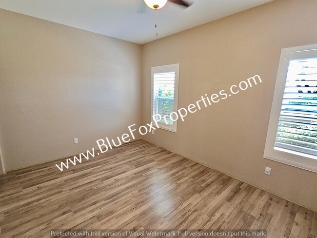 Building Photo - 12628 N Running Coyote Dr