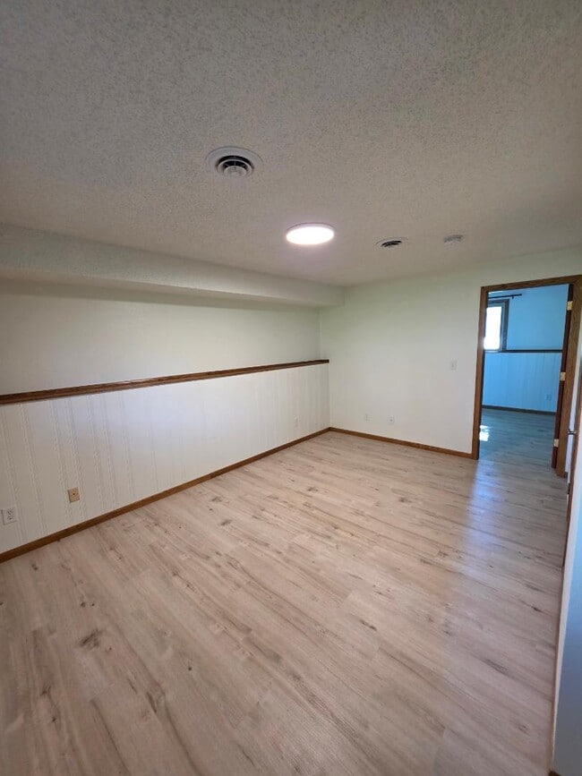 Building Photo - 708 W Interstate Ave