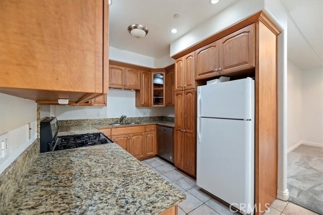 Building Photo - 637 N Fairview St