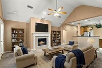 Building Photo - 5404 Fairfax Ct