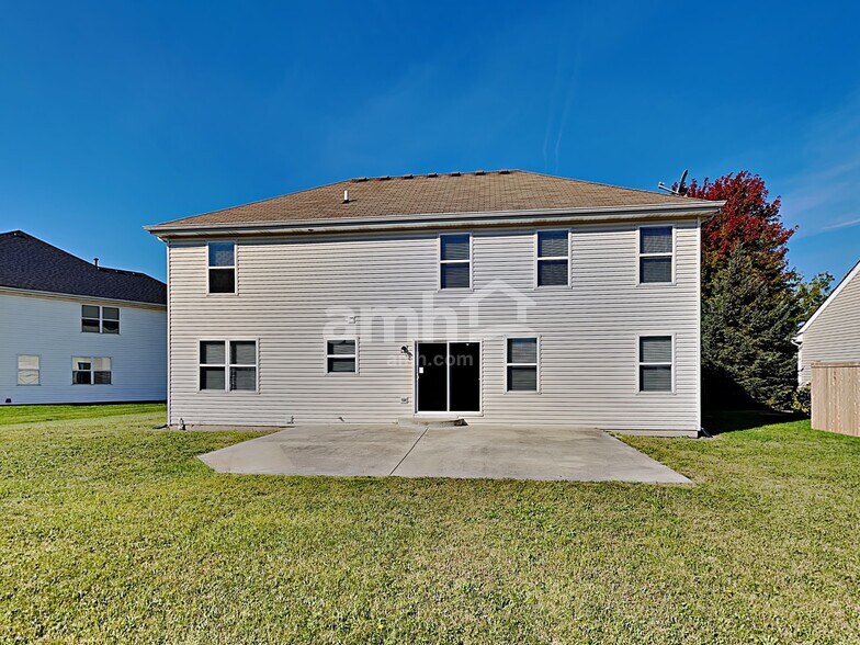 Building Photo - 3910 Stockton Dr