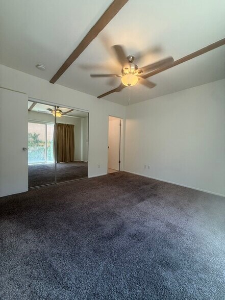 Building Photo - 39905 Estates Rd
