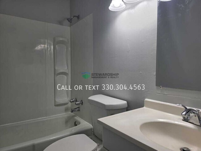 Building Photo - 519 Taff Cir