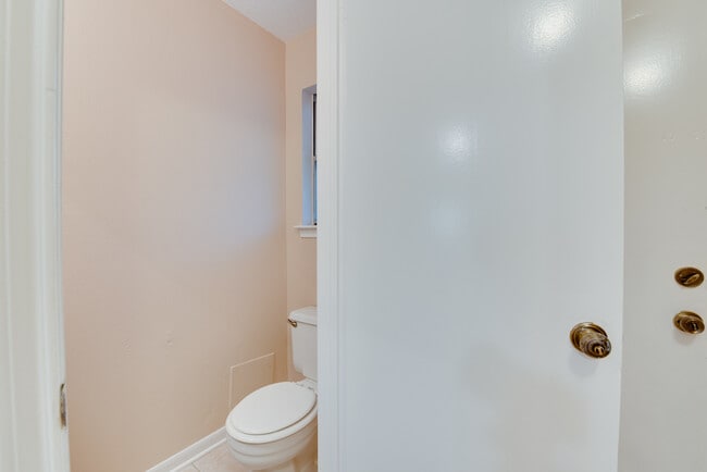 Building Photo - 15114 Mira Vista Dr