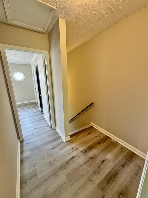 Building Photo - 8267 Canyon Forge Dr