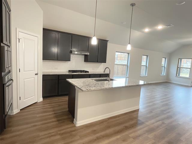 Building Photo - 513 Red Barn Dr