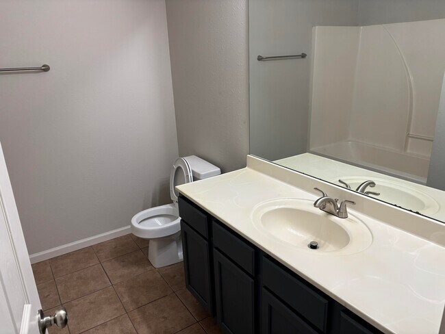 Building Photo - 4012 Snowy Owl Dr