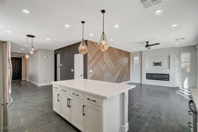 Building Photo - 4111 Enchanting Sky Ave