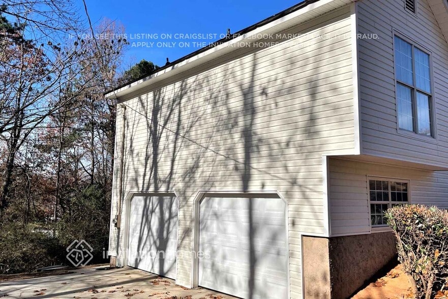 Building Photo - 3517 Willow Tree Cir