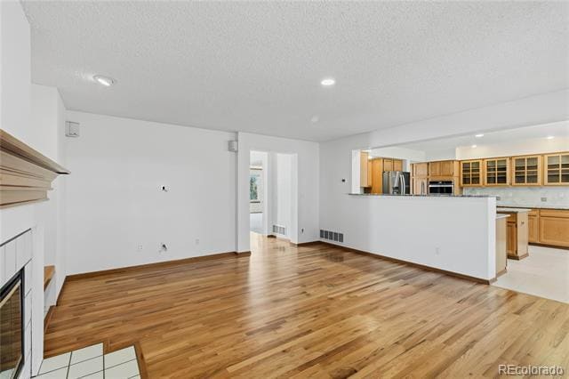 Building Photo - 5123 Red Oak Way