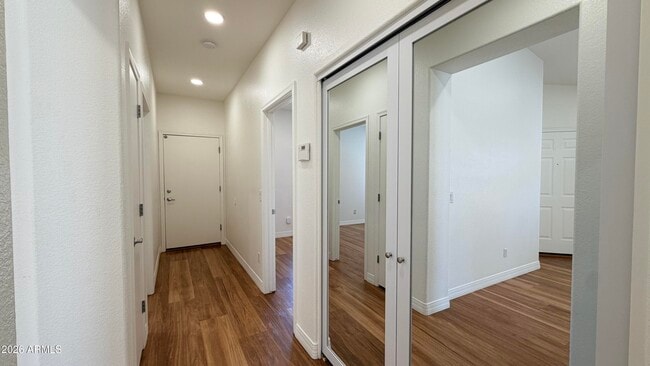 Building Photo - 3 S Laveen Pl