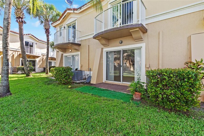 Building Photo - 3126 SW 128th Ave