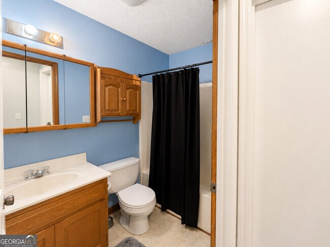 Building Photo - 212 Muskogee Ct