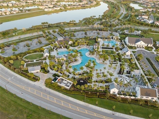 Building Photo - 5223 Liberty Ln