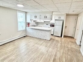 Building Photo - 61 Cohasset St