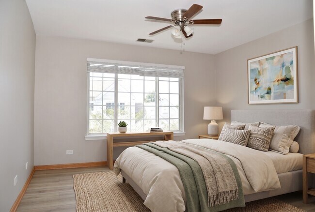 Building Photo - 3467 Ravinia Cir
