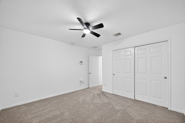 Building Photo - 15807 Sonoma Park Dr