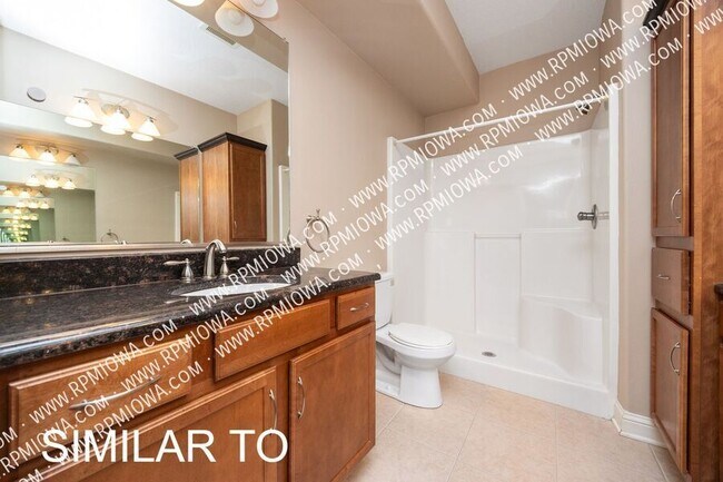 Building Photo - 14105 Airline Ave