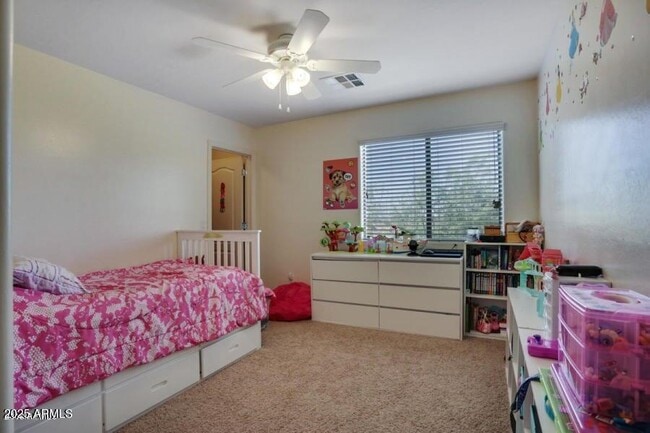 Building Photo - 12039 W Leather Ln