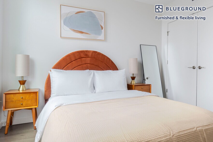 Building Photo - 2019 Boren Ave