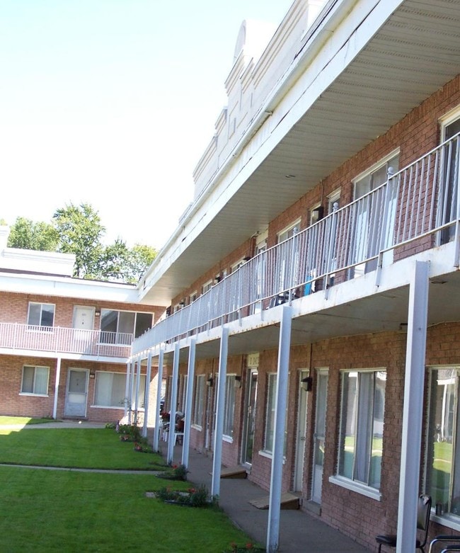 Building Photo - Arrowhead Mall Apartments