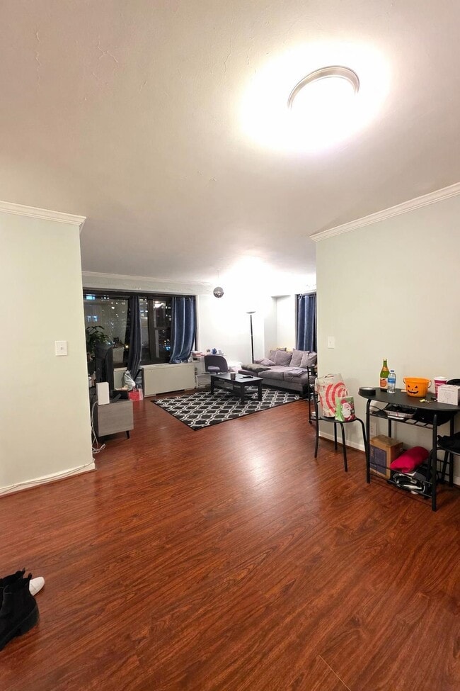 Building Photo - 135 Montgomery St