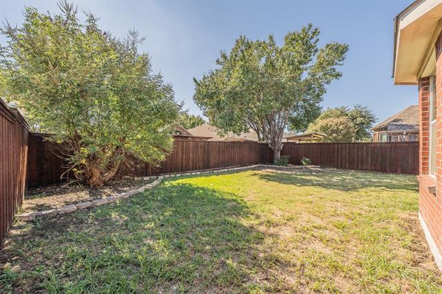 Building Photo - 2612 Redcedar Dr