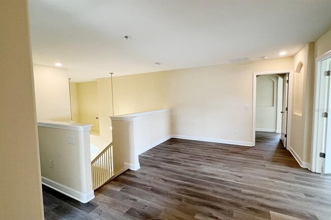 Building Photo - 1604 Thetford Cir
