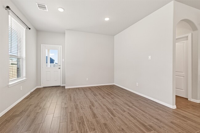 Building Photo - 8415 Chesney Trl