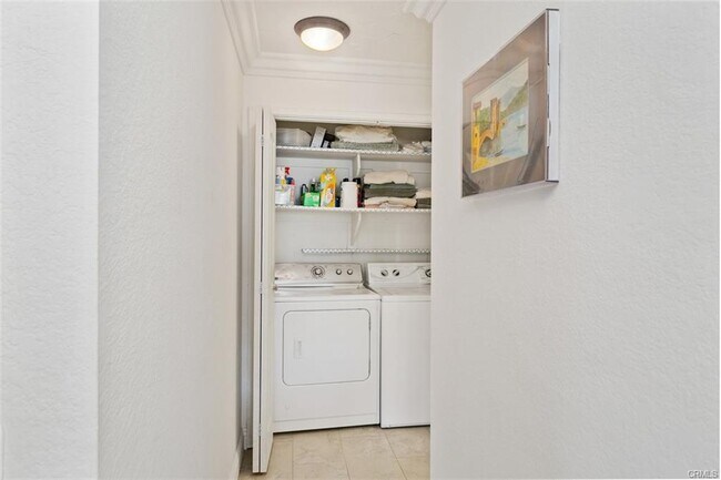Building Photo - 25652 Rimgate Dr