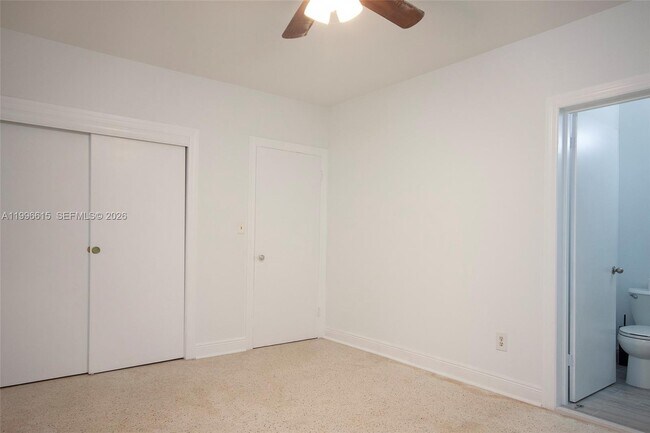 Building Photo - 1050 92nd St