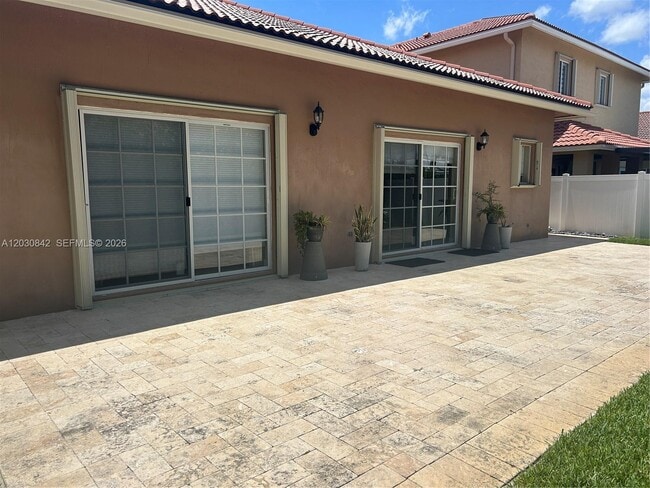 Building Photo - 3073 SW 140th Ave