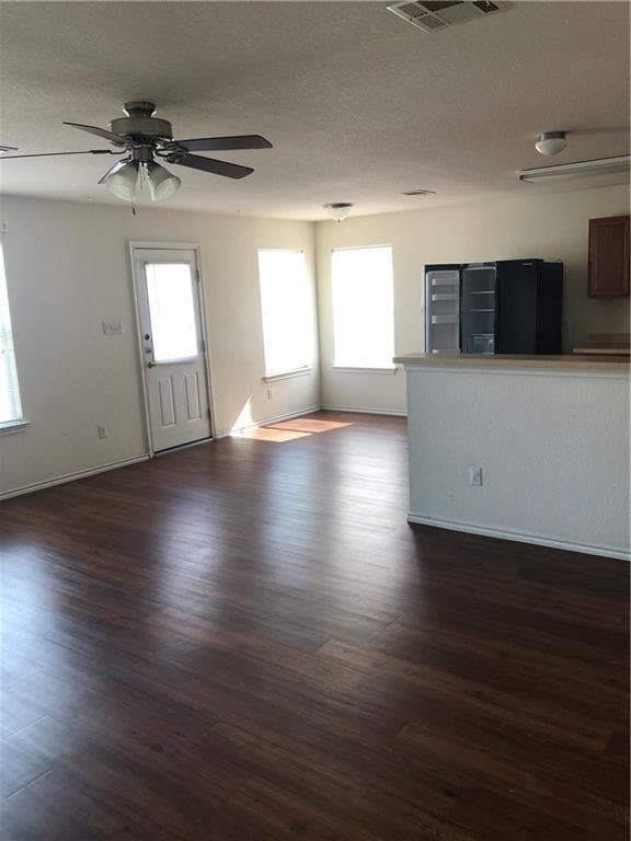 Building Photo - 18336 Crestwind Ln