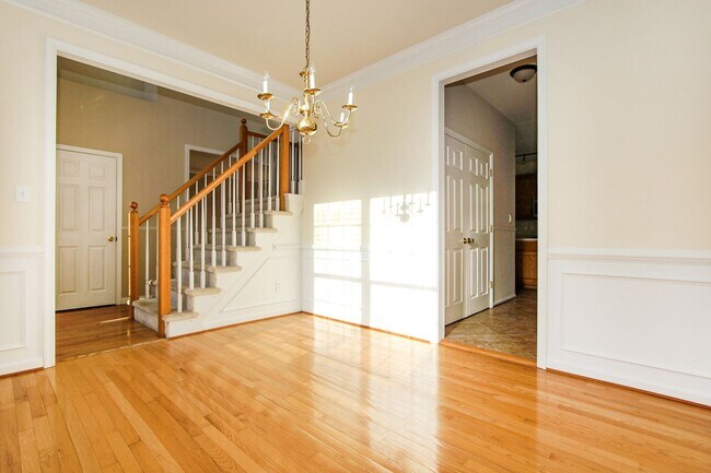 Building Photo - 3013 Mossy Creek Dr