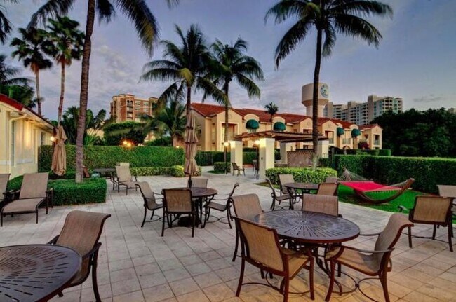 Building Photo - 3594 S Ocean Blvd