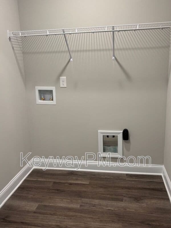 Building Photo - 2040 Denmark Ave SE