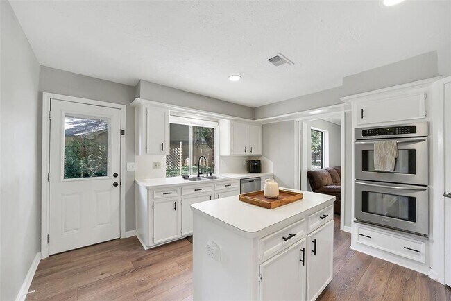 Building Photo - 18107 Partridge Green Ct