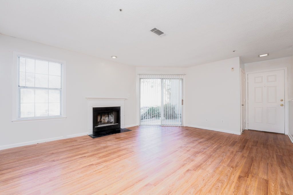 Building Photo - 414 Ridge Creek Dr