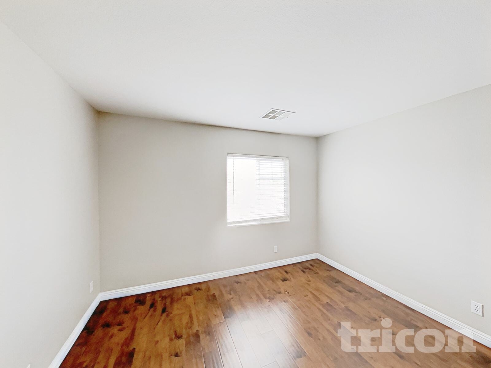 Building Photo - 717 Horse Stable Ave