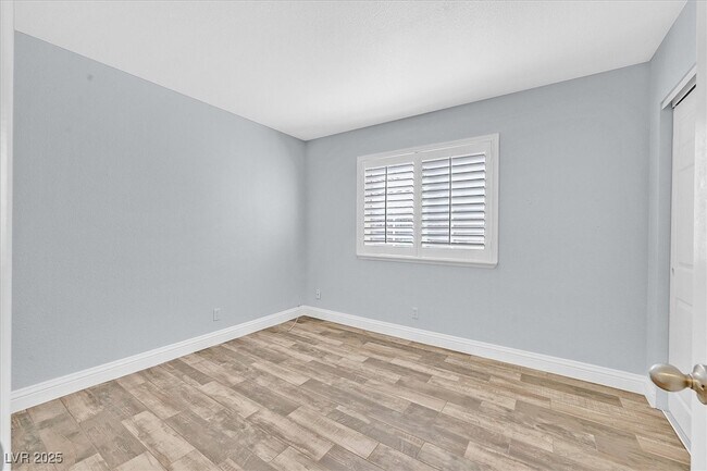 Building Photo - 8720 Pavia Dr