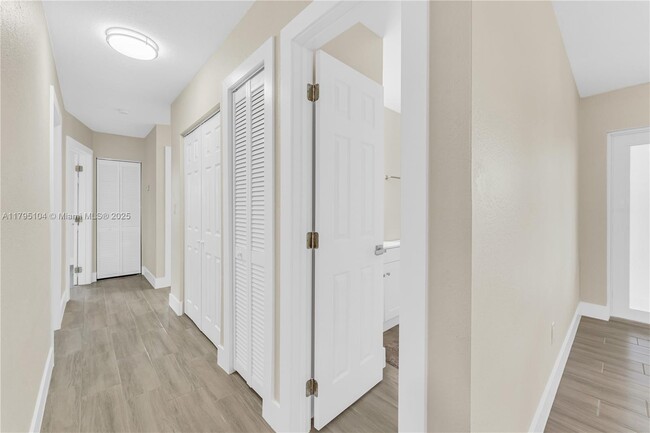 Building Photo - 29731 SW 147th Ave