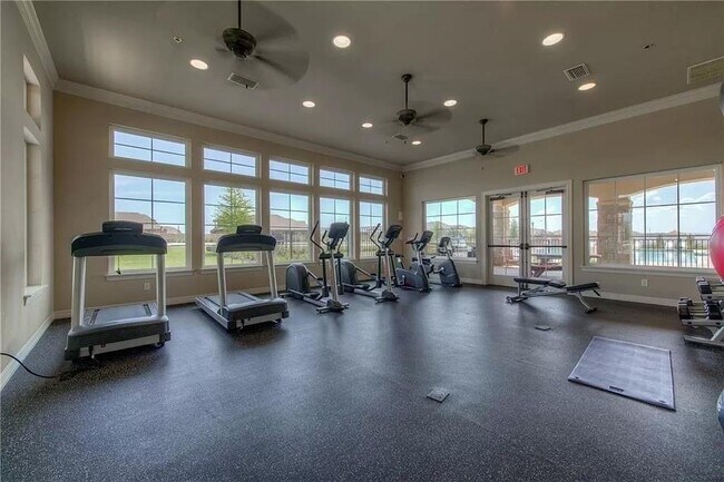 Building Photo - 18405 Cercina Trl