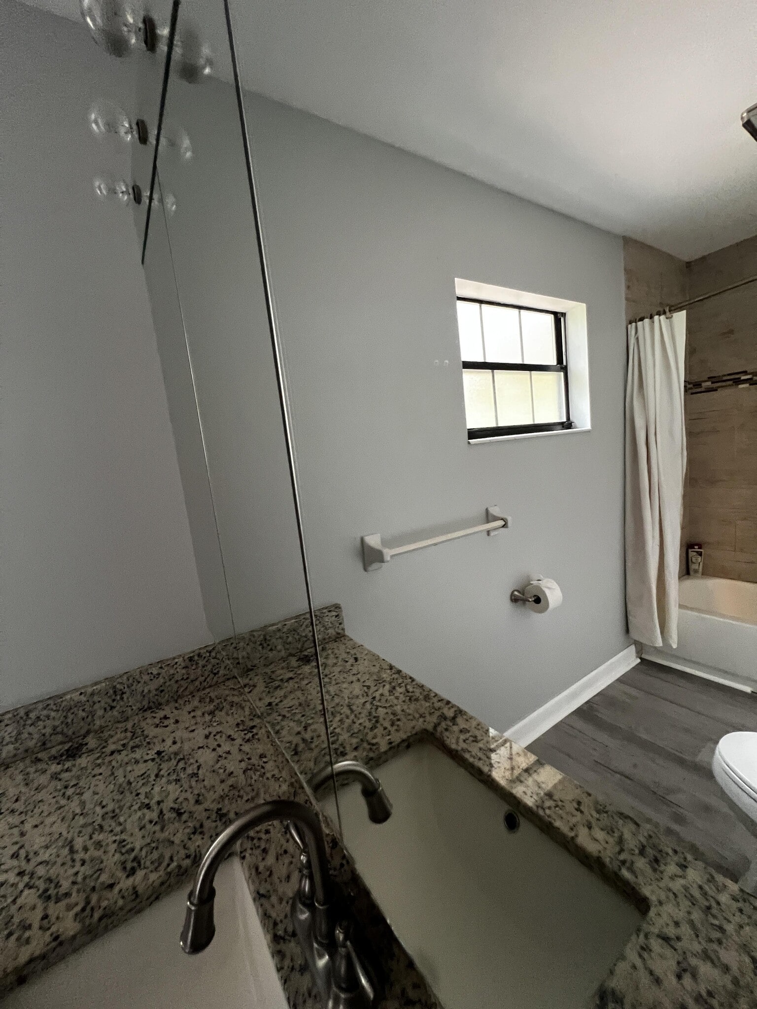 Building Photo - 1818 Blossom Ter