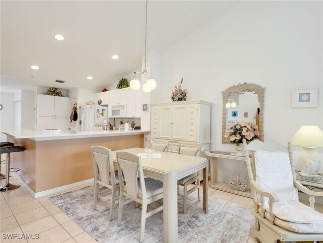 Building Photo - 5015 Cedar Springs Dr