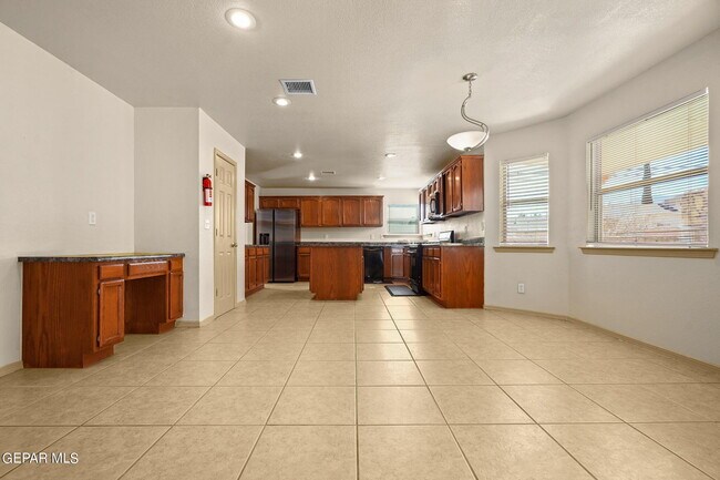 Building Photo - 6121 Byron St