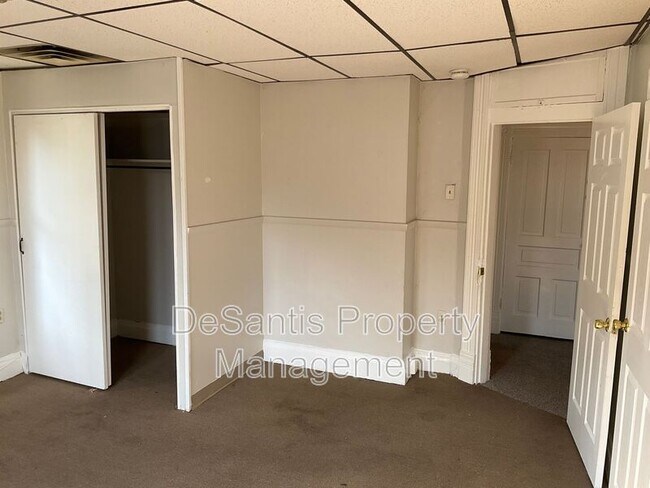 Building Photo - 508 Chestnut St