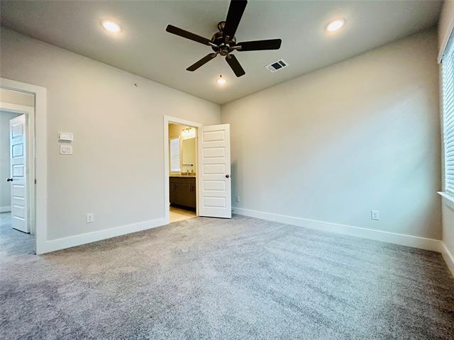 Building Photo - 760 W Bedford Euless Rd