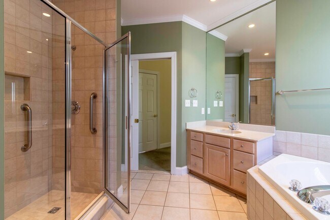 Building Photo - SINGLE FAMILY - RBYCC - YEAR ROUND